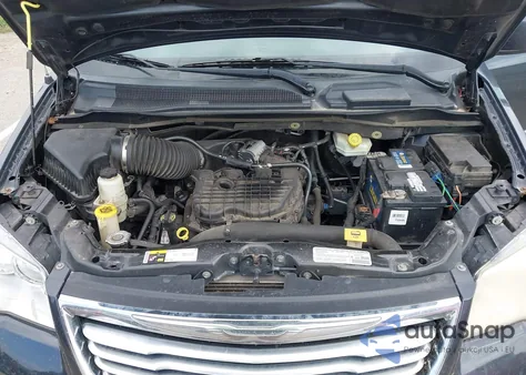 2013 Chrysler Town & Country Touring из США, поврежденный, VIN 2C4RC1BG6DR604243